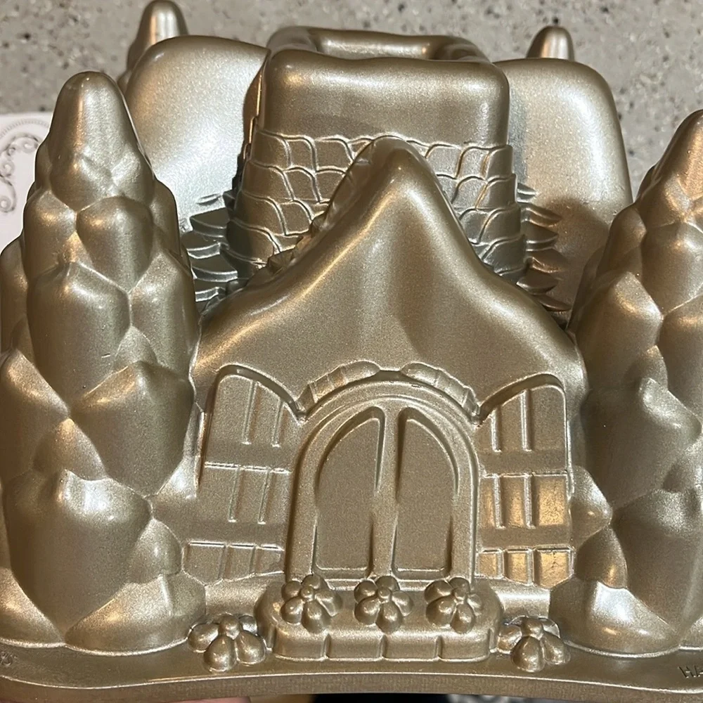 WILLIAMS SONOMA NORDICWARE HANSEL & GRETEL BUNDT PAN INSTRUCTION BOOKLET IN BOX